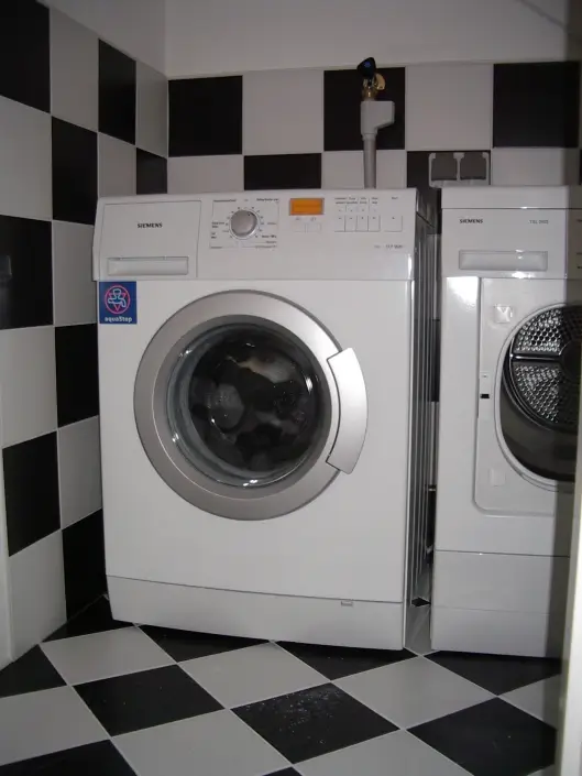 Tegelwerk Wasruimte • Den Haag • Renopartner